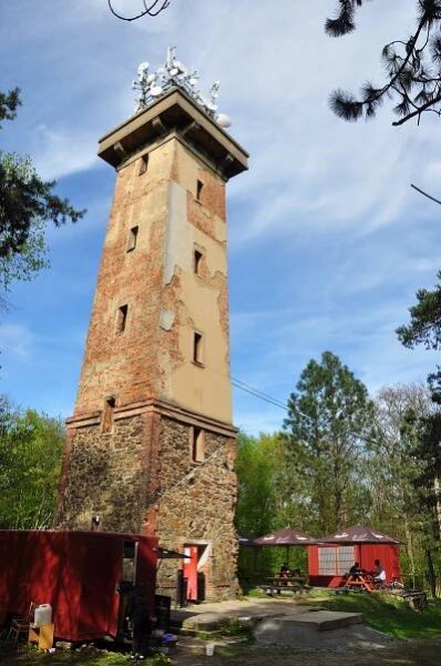 Na Chlumu bude výletní restaurace. Plzeň koupila od církve pozemky