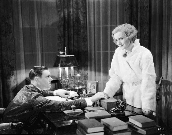 Její poslední rekord - Z filmu - Colin Clive, Billie Burke
