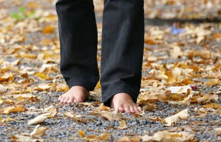 Jak vybrat barefoot boty a výhody chůze naboso – Pestrý Jídelníček