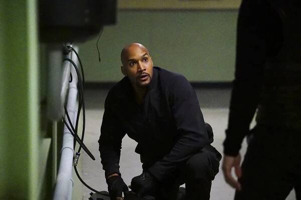 Agenti S.H.I.E.L.D. - Rozhřešení - Z filmu - Henry Simmons