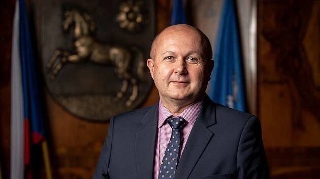 Skokan z Ostravy: Už z prvního kola míří do senátu Martin Bednář z ANO
