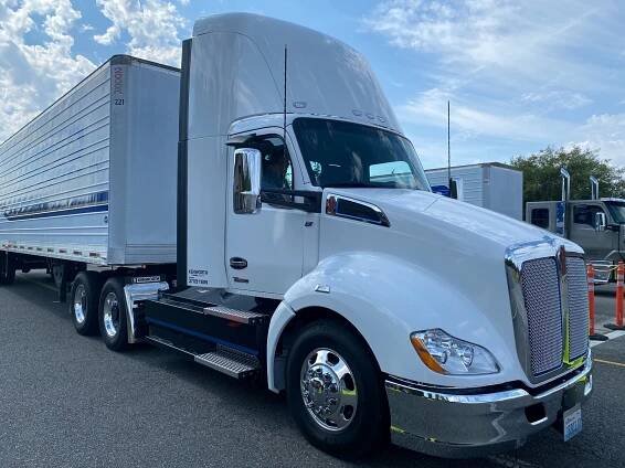 Kenworth T680E