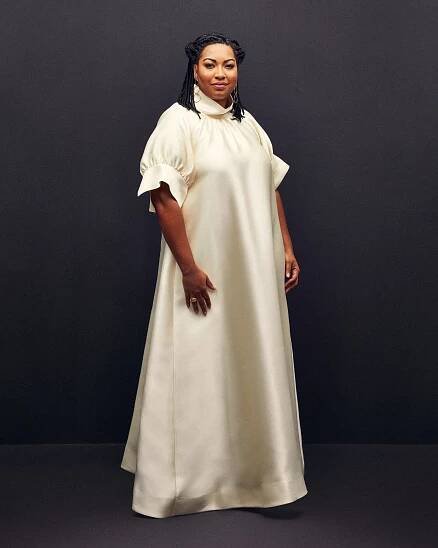 Clothing, White, Dress, Formal wear, Fashion, Robe, Gown, Sleeve, Outerwear, Beige, 