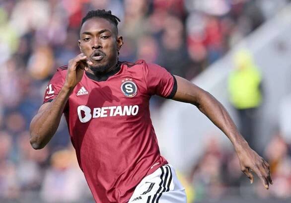 Victor Olatunji.jpg