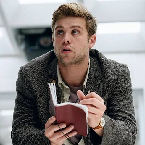 One Day star Leo Woodall has fans swooning in Apple TV+ trailer
