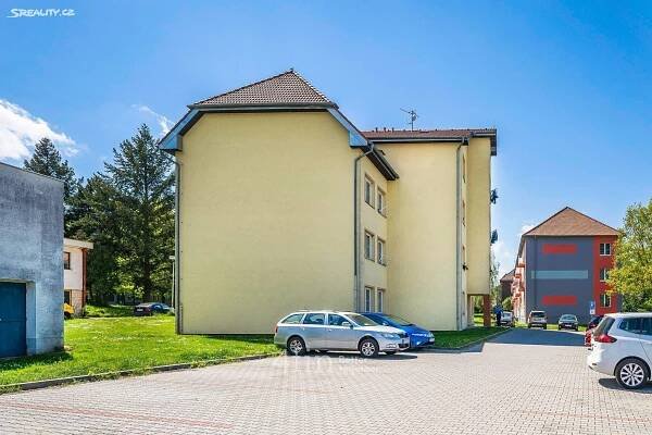 Pronájem Byt 1+kk, S. K. Neumanna, Stochov, okres Kladno