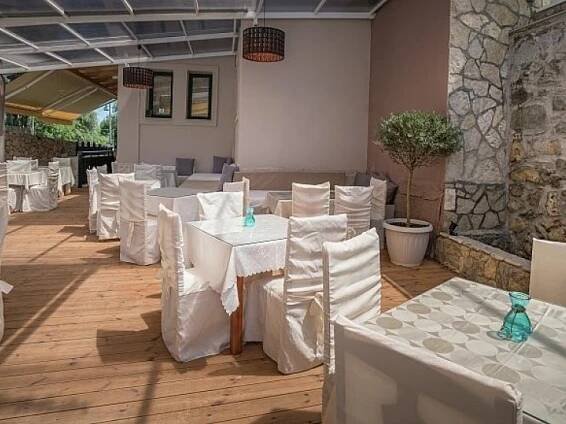 Arion Resort