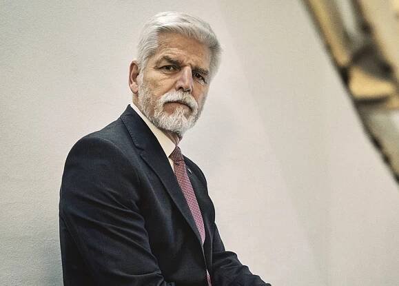 Před bitvou generál. Prezident má zemi stmelovat, říká Pavel