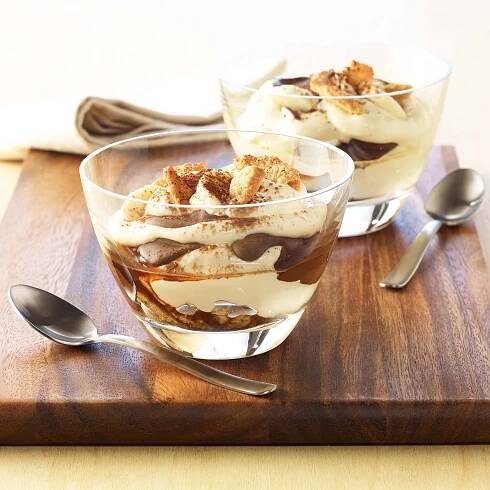 Zobrazit Tvarohové tiramisu s banánem a vločkami receptů