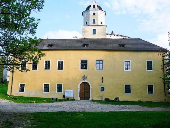 Hrad Malenovice - Zlín, Východní Morava | Regiontourist.cz