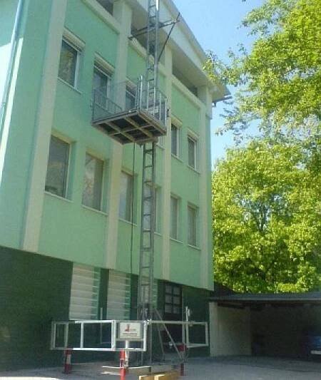 DE JONG LIFTEN CO, hřebenový stavební výtah