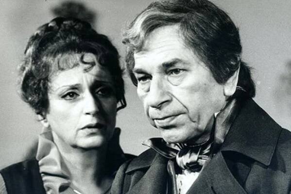 FOTO: Herci Eva Rysová a Ctibor Filčík ve filmu Emília Galottiová. – stránka 4