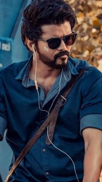 Thalapathy Vijay’s top 10 blockbuster movies worth re-watching!