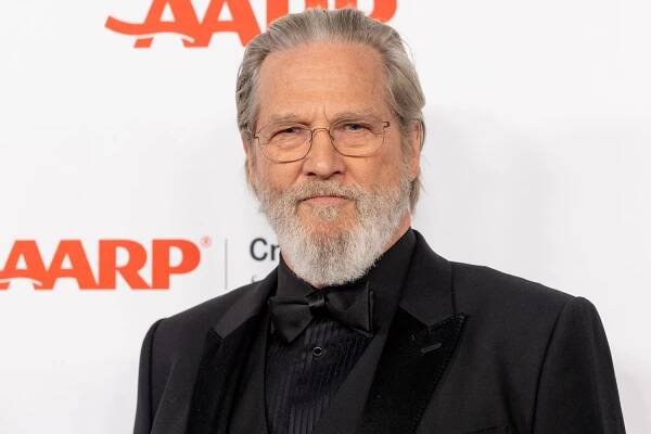 Jeff Bridges Says His Tumor Has Shrunk 'to the Size of a Marble'