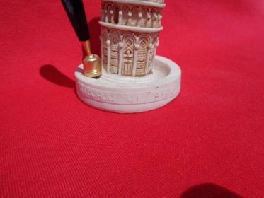Stojánek na pero, Šikmá věž v Pise   - Starožitnosti a umění