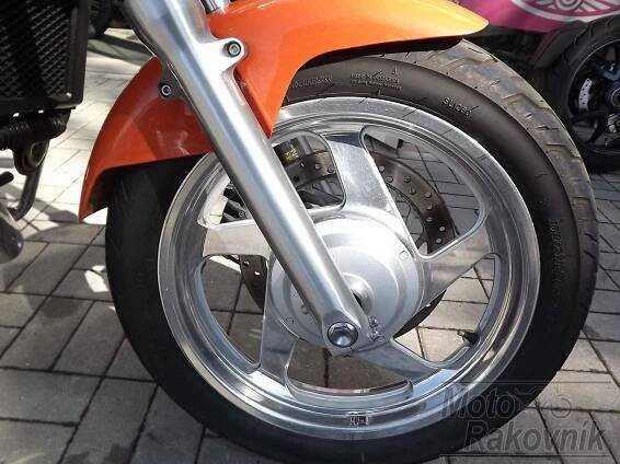 Honda VF 750 C Magna