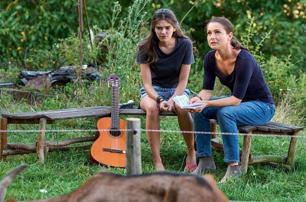 Weingut Wader - Das Familiengeheimnis - Z filmu - Caroline Hartig, Henriette Richter-Röhl