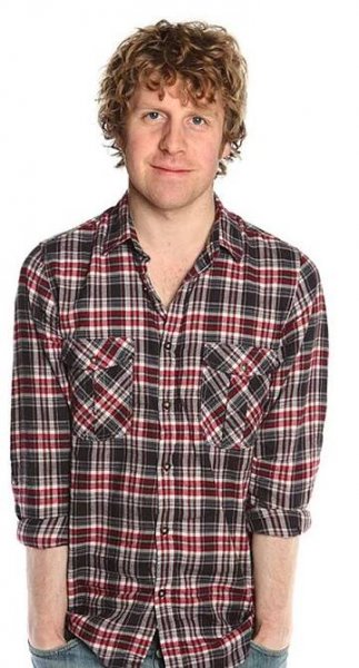 Josh Widdicombe 