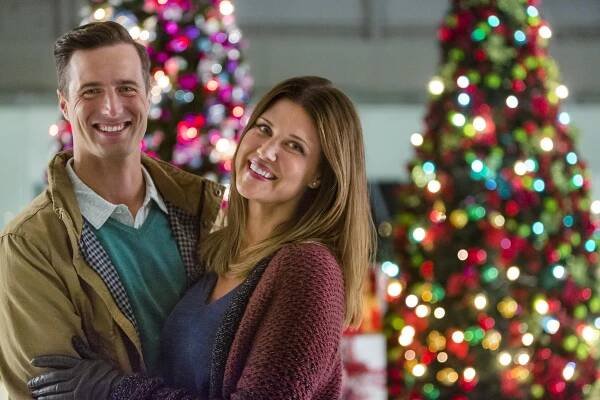 'Tis the Season for Love - Promo - Brendan Penny, Sarah Lancaster