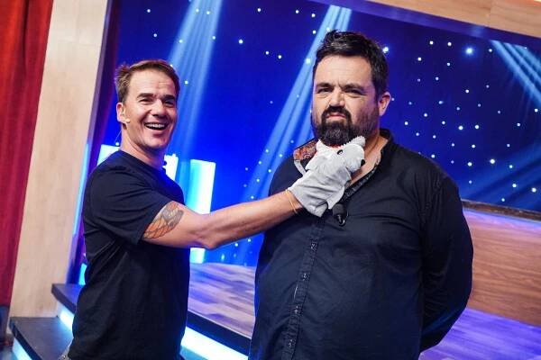 Nečum na mě show - epizoda R.Salerno; P.Novotný online
