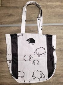Plátěná taška bílo černá s ovečkami 2