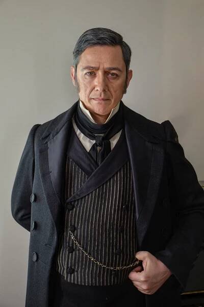 Off stage : Alexander Vinogradov - Operatic Bass