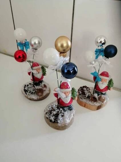 Pin by Cat Cat on Noël | Christmas centerpieces cheap, Christmas candle decorations, Easy christmas decorations