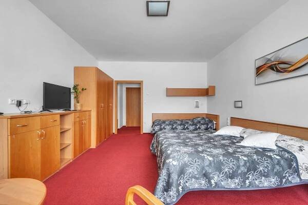Hotel Za Vodou Dvůr Králové nad Labem Exteriér fotografie