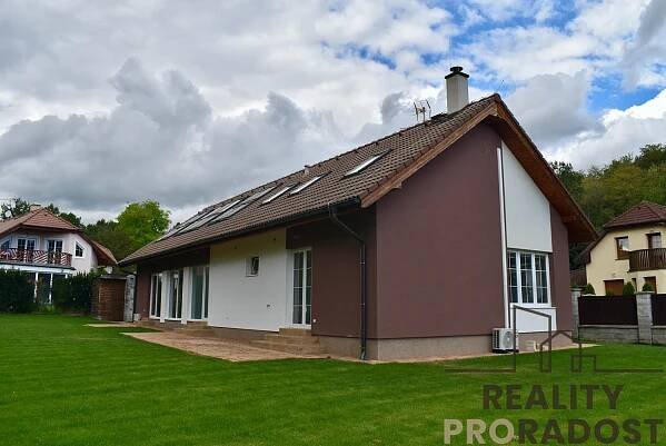 Pronájem Dům, Pětihosty, okres Praha-východ