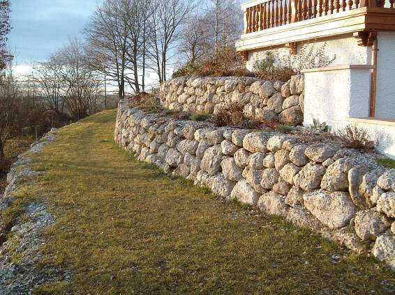 Natursteinmauern - Naturstein in allen Varianten - Naturstein Konglomerat