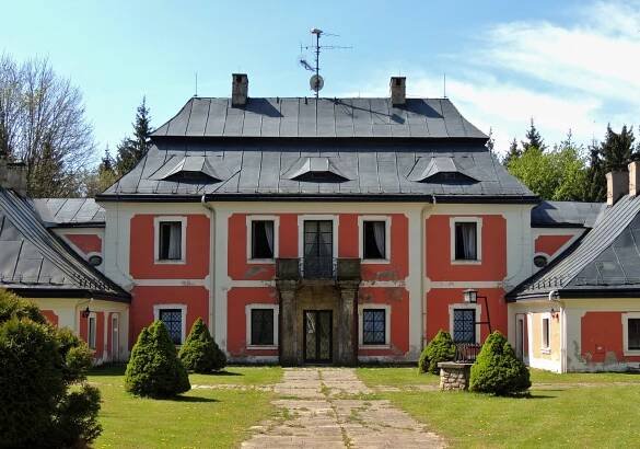 Karlštejn (zámek) – Wikipedie