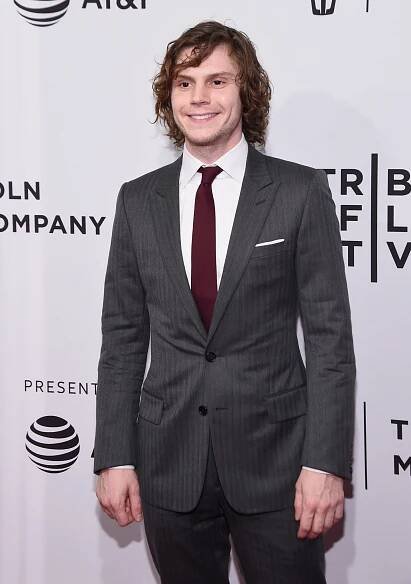 Evan Peters - Actor