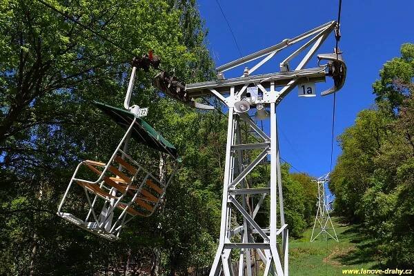 Sedačková lanovka Krupka - Komáří Vížka