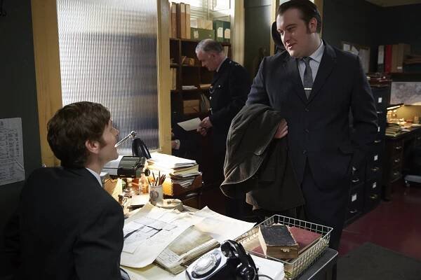 Endeavour - Nokturno - Z filmu - Shaun Evans, Sean Rigby