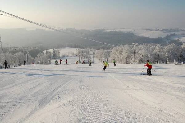 Ski areál Karasín - mimo provoz - informace a mapa