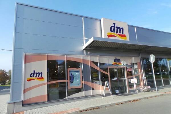 dm drogerie markt s.r.o. foto 1