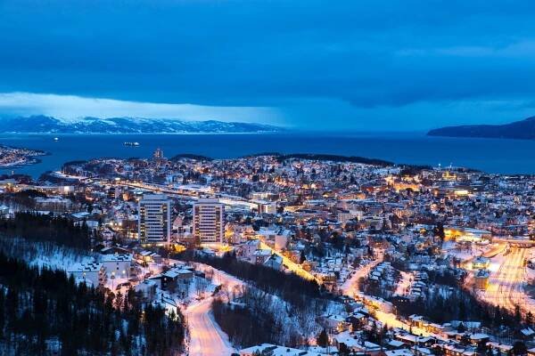 Narvik: přístavní město v severním Norsku