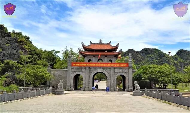 Hoa Lu Ancient Capital - First Vietnam's Capital - Hoi An Private Taxi