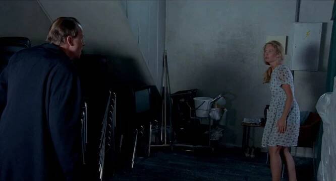 Stellan Skarsgård and Maria Bonnevie in Insomnie (1997)