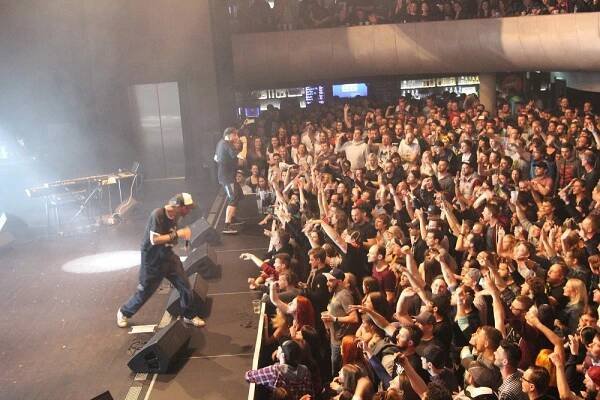 FOTO&VIDEO: Comeback hiphopových legend vyšel na jedničku. Vyprodané Sono ovládl Chaozz