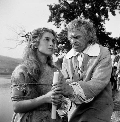 Posledná bosorka - Z filmu - Oľga Zöllnerová, Jozef Kroner