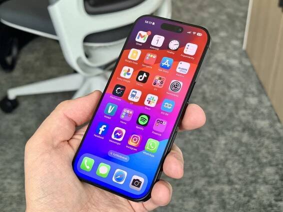 Apple iPhone 16 Pro
