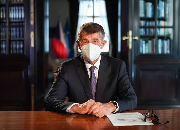 Být Babišem, bojím se spojování pravice a snažím se ji rozhádat, říká politolog