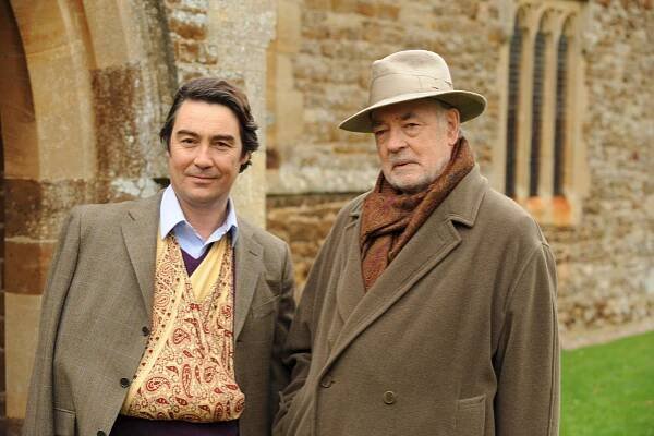 Vraždy v Oxfordu - Smrtící zima - Z filmu - Nathaniel Parker, Richard Johnson