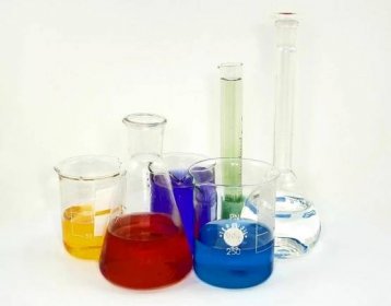 Category:Laboratory glassware - Wikimedia Commons