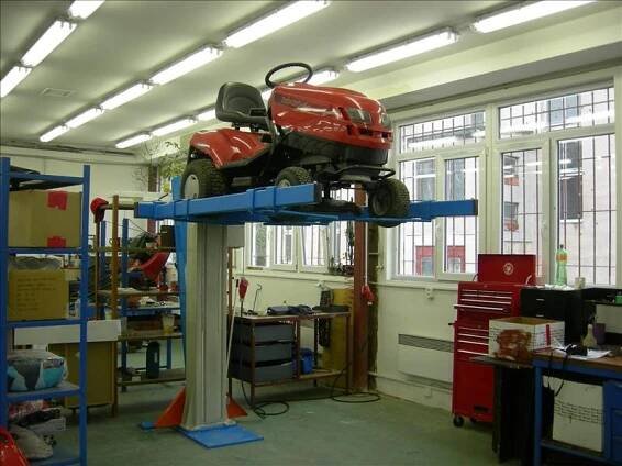 Mountfield a.s. - největší prodejce zahradní techniky (45 ks zvedáků OMCN) - Vybavení autoservisů, pneuservisů a dílen v