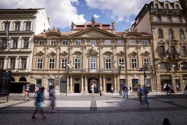 Palác Savarin - rekonstrukce Paláce Sylva Tarouccy