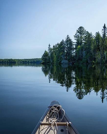 Kingscote Lake | Focus On Mee | Robert Mee