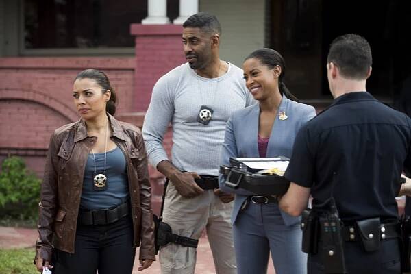 Christina Vidal, J. Teddy Garces, Kearran Giovanni - Closer: Nové případy - Spojenci - Z filmu