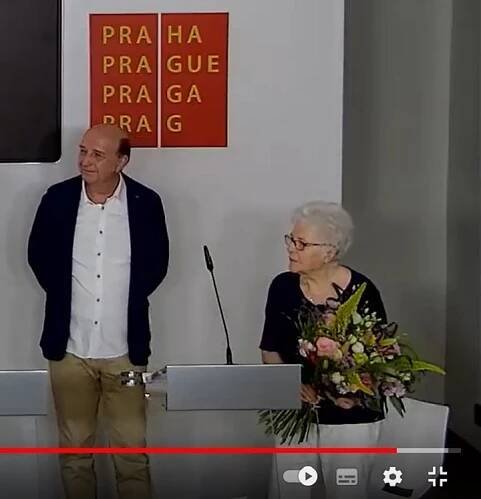 Vočko Szyslak bude hlásit v MHD. Herec Jan Vondráček vítězem ankety o hlas | PrahaIN 